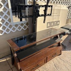 TV Mount/entertainment Center