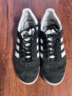 Adidas Gazelle black suede sneakers Unisex size 8 (men’s 8 / women’s 9–9.5) Good condition, clean uppers