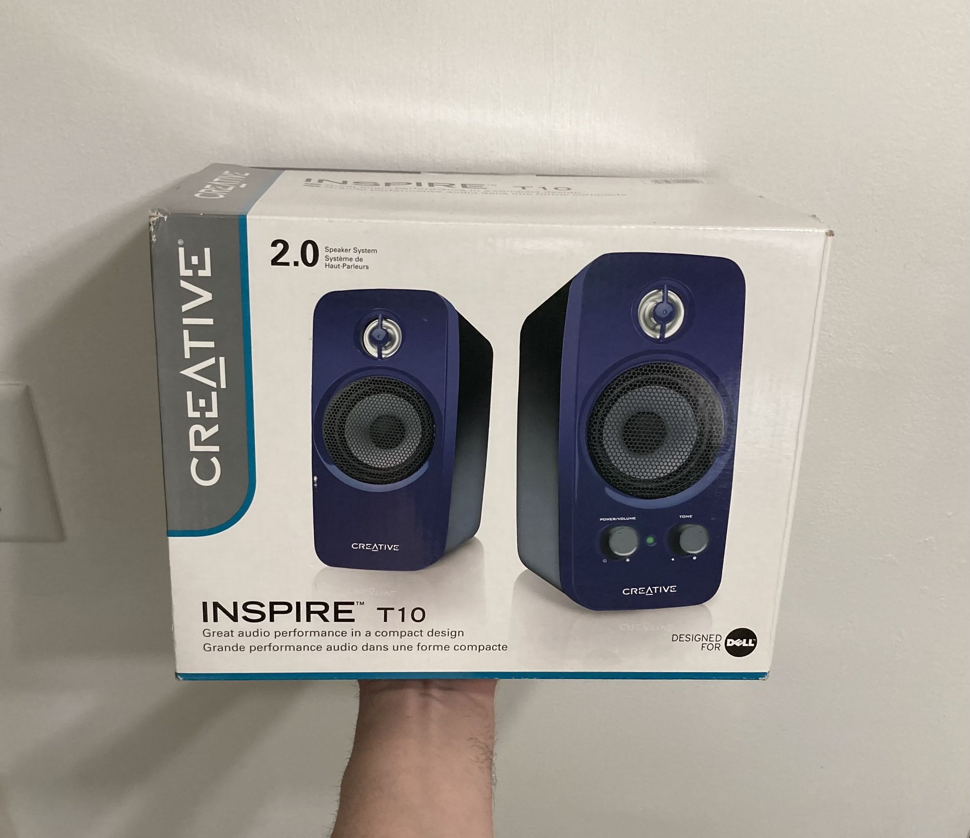 Creative Inspire T10 2.0 BRAND NEW Computer Speaker set Speakers Multimedia with BasXPort Technology SEALED Blue