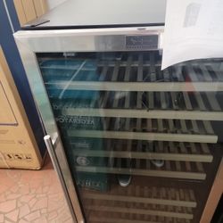 New Empava 116 Bottle Dual Zone Wine Cooler