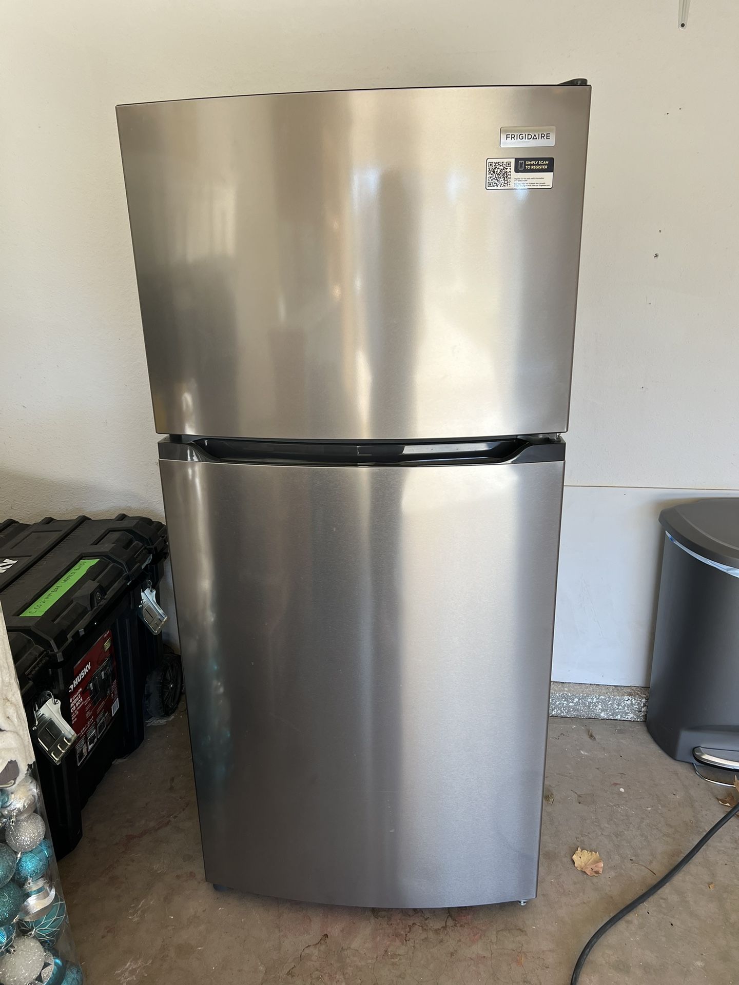 Refrigerator, Frigidaire. Brand New!