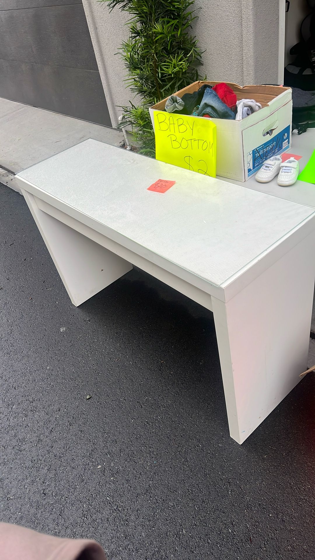 White Desk With Drawer