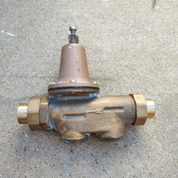 Watts Pressure Reducing Valve 1.25" PRV
