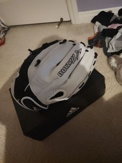 Mizuno 12.5" Supreme series