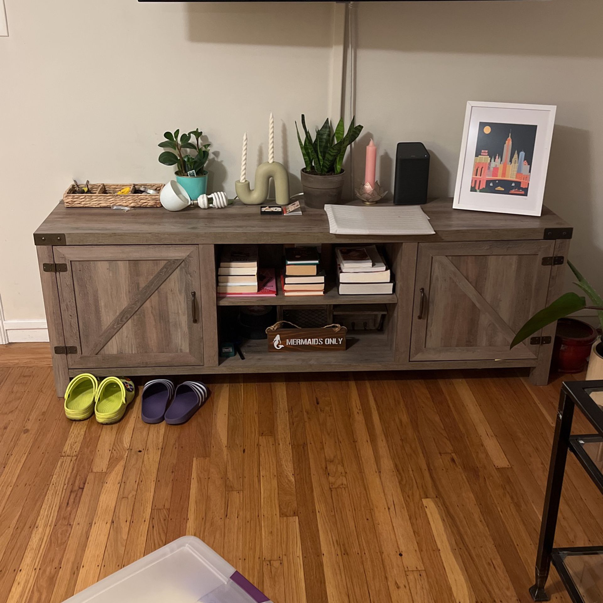 Light Wood 70 Inch Long Tv Stand 