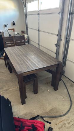 Macy’s Acacia Wood Dining Set (6 people)