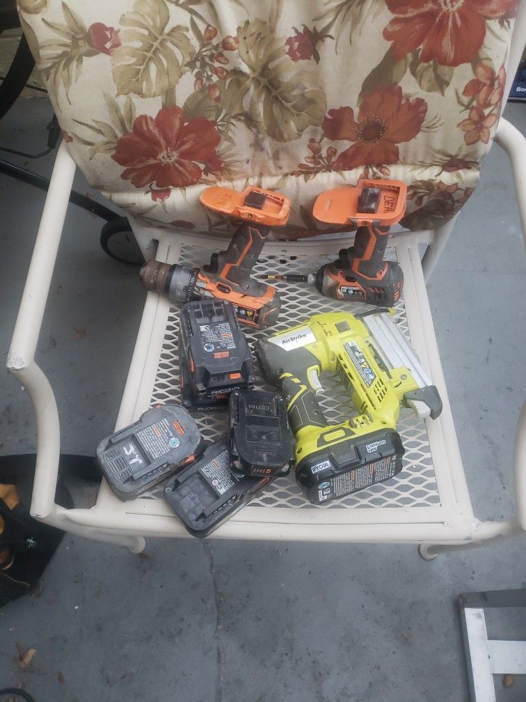 Ryobi 23 gauge 18v pin Nailer And Rigid Batteries