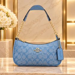 Coach New York Signature Shoulder Bag