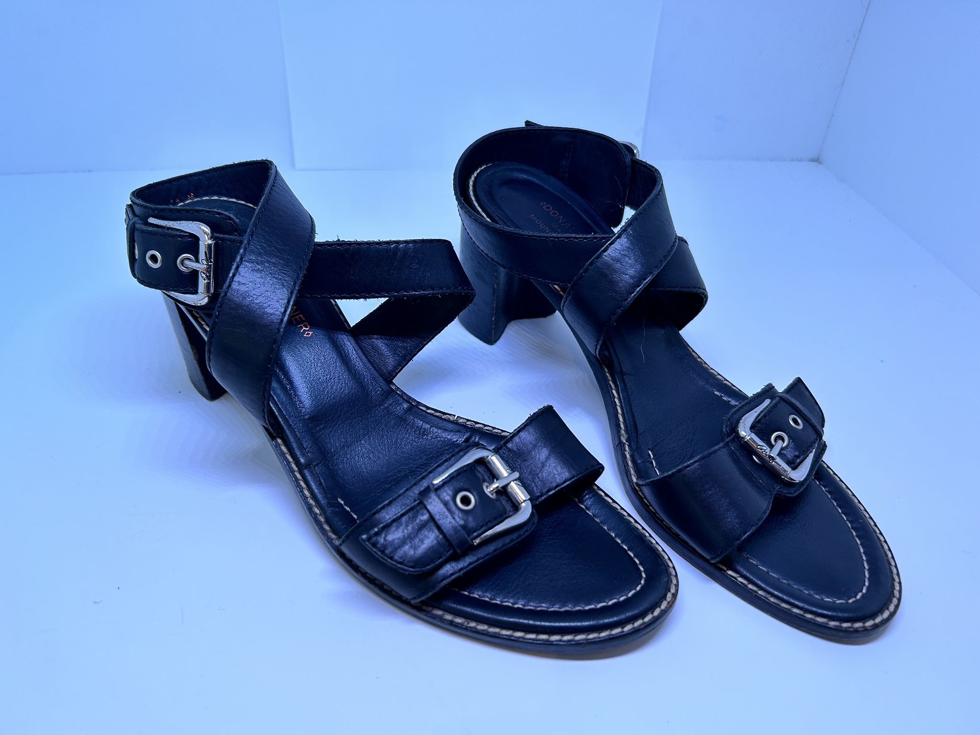 Donald Pliner, Size 11, Leather Sandals With Ankle Strap