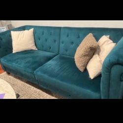 Emerald Green Tufted Velvet Couch