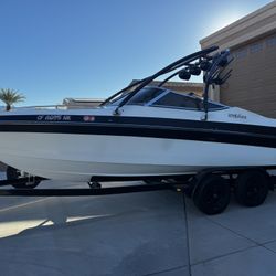 1993 Wellcraft 215 Eclipse