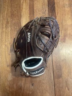 Wilson A900 RH First Base Glove