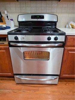 GAS STOVE