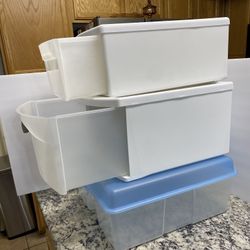 3️⃣ Plastic Storage Containers, ALL 3 for $10!