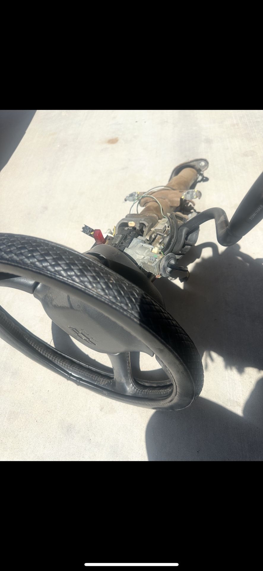 2003 Chevy Tahoe Steering Column 