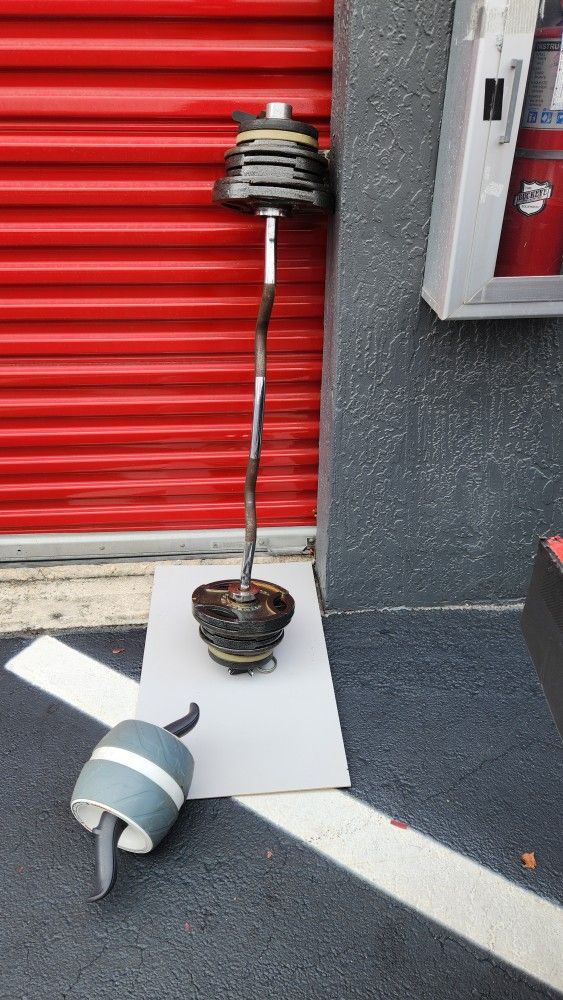 Z Curl Bar + 60 Pounds Libras USED Weights Plates +