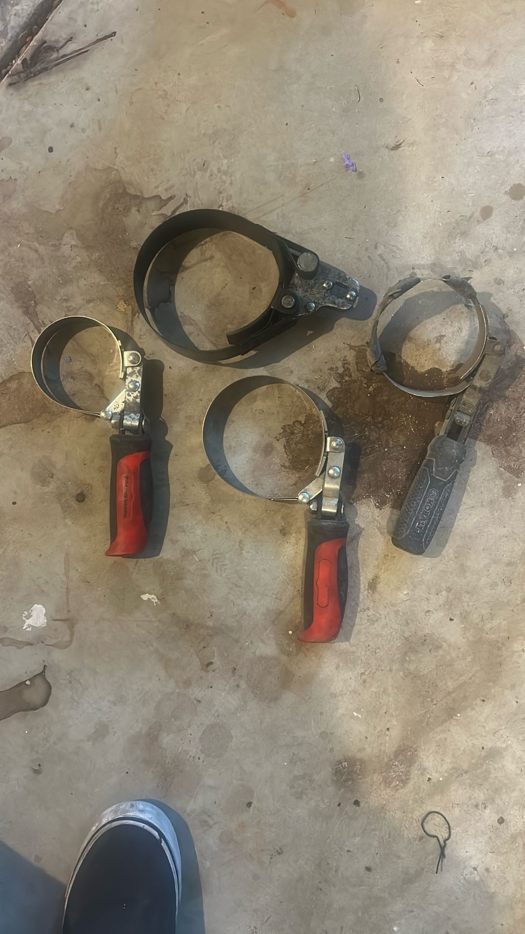 Oil Filter Wrench Assorted Sizes . Trucks And Cars