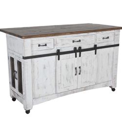 Magnolia Island With 2 Bar Stools 