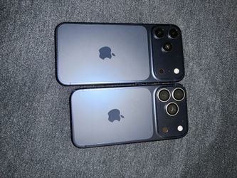 Apple iPhone 17 pro max blue or 17 pro blue unlocked I can deliver today