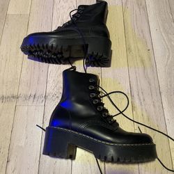 Brand New Dr Martens Boots Size 7