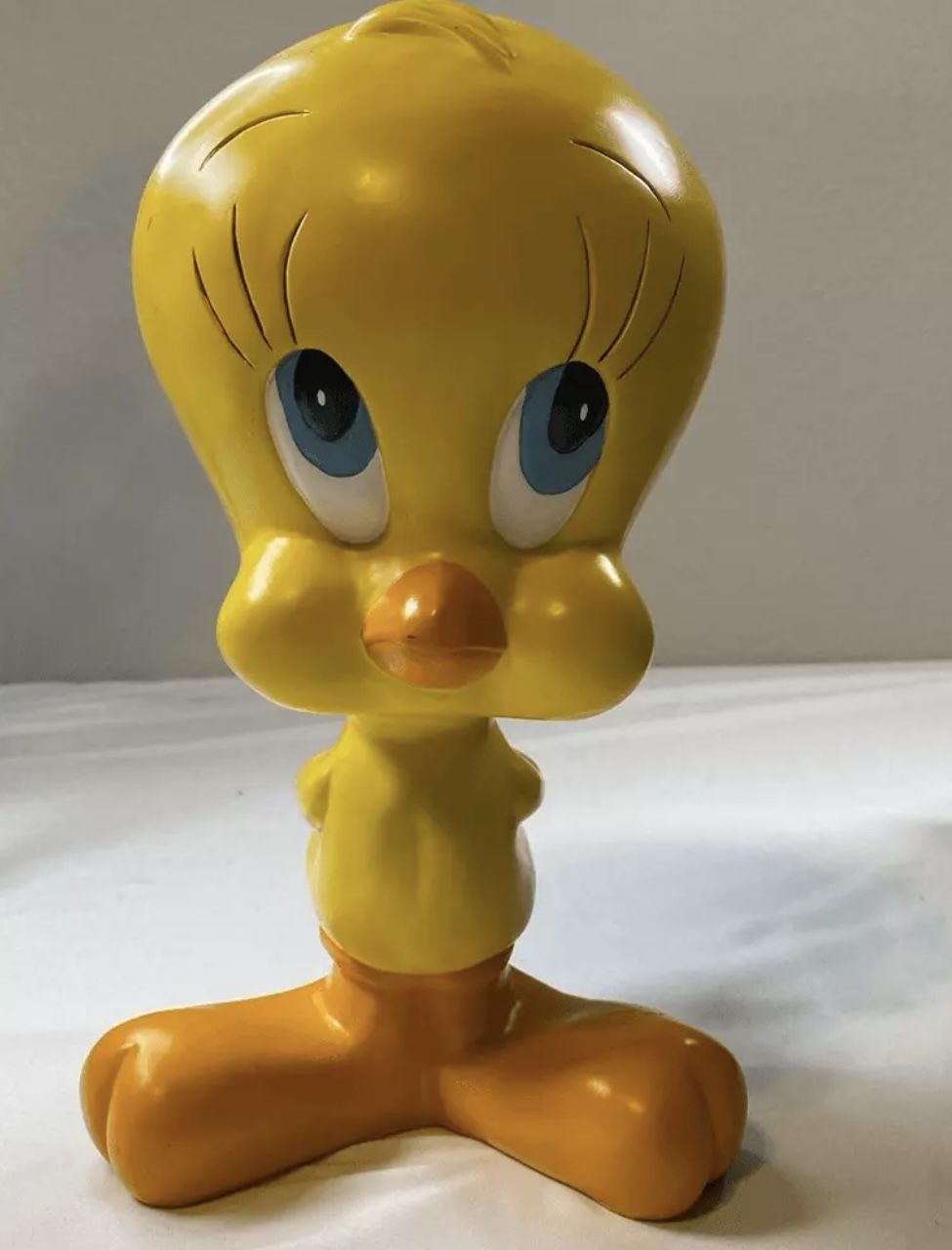 Very RARE Warner Bros 11 inch Tweety Bird 1997