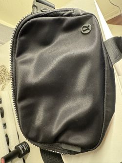 Lululemon Belt Bag And ID Wallet