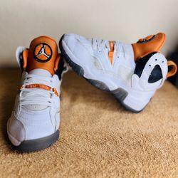 Air Jordan Jumpman Two Trey Starfish Orange,White, Size 6Y DQ8431-108