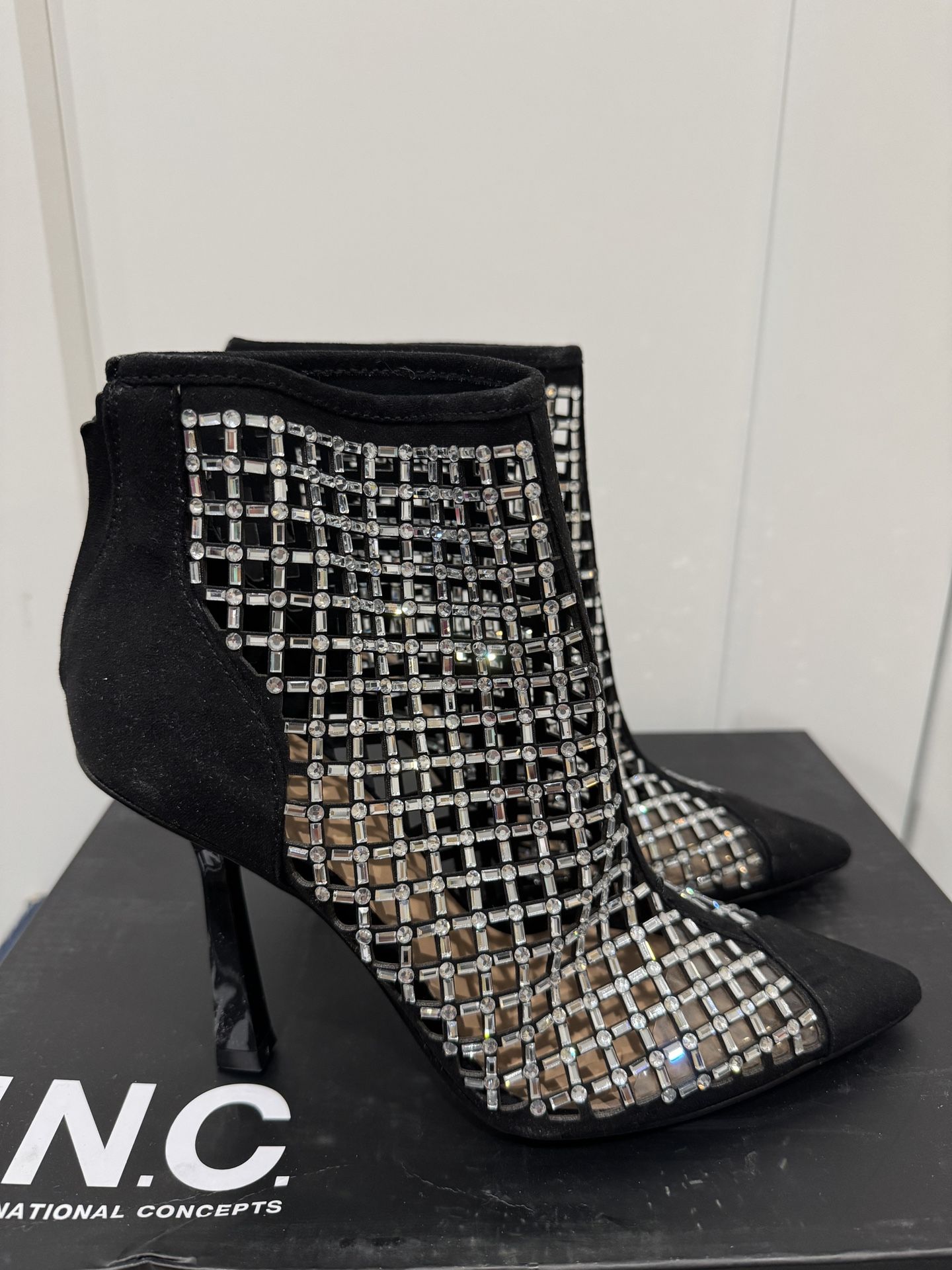 NEW - INC International Concepts Women's Size 6 Senalda Cage Ankle Booties