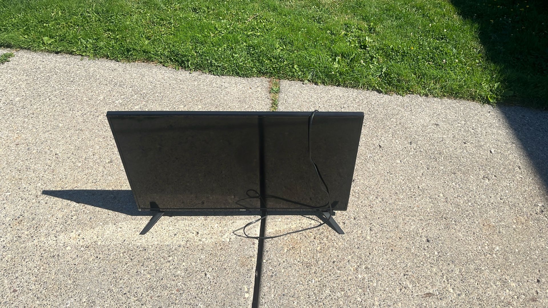 27 Inch Tv