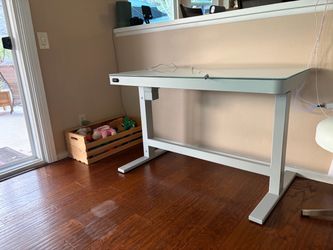 Office table