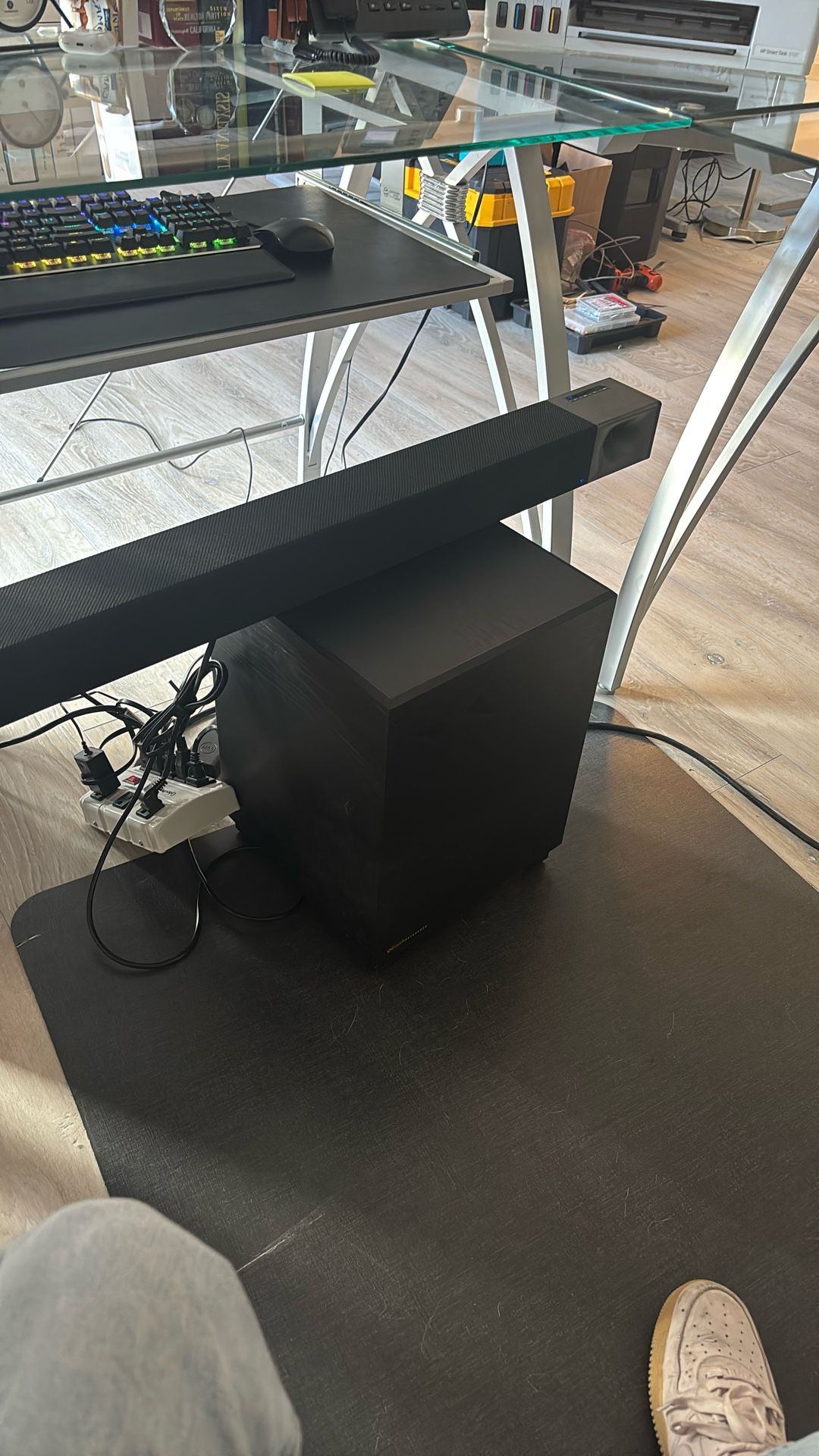 Klipsch Cinema 600 Soundbar + Wireless 10” Subwoofer – Premium Home Theater System