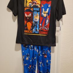 Sonic 3-piece Sleepwear Set For Boys NWT Size 6 and 8