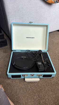 Vinyl player