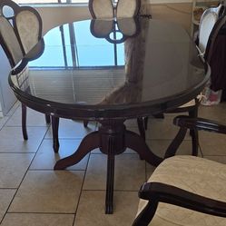 Dining table with 6 chairs