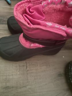 Botitas Para La Nieve Size 4 Para Niñas $10 