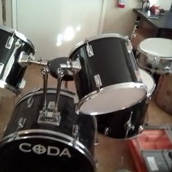 Coda Five Piece Drum Set With All Hardware And Stool