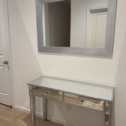Drawer And Mirror Set