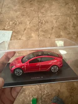 Tesla Model 3 Red