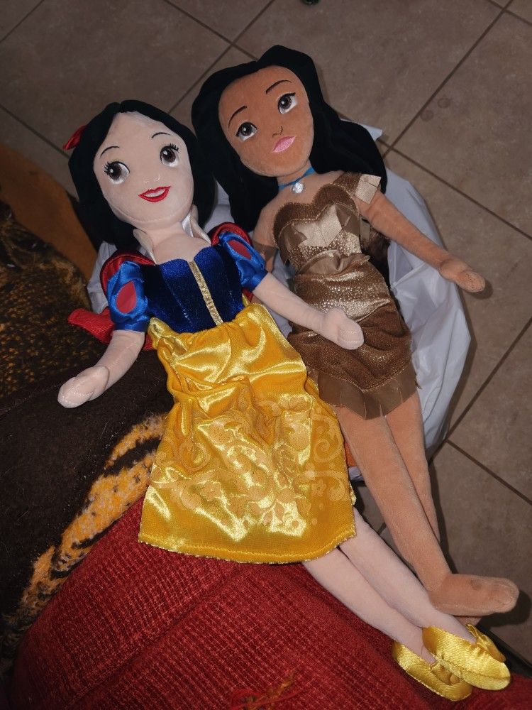 Disney Set Dolls