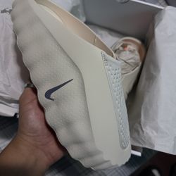 Nike Mind 001 Light Bone