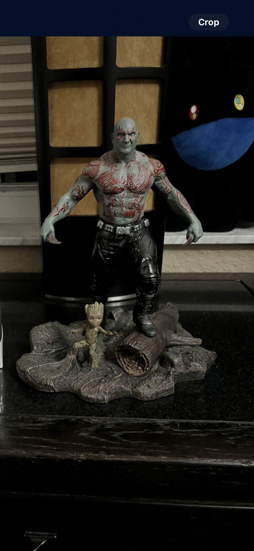 Groot And Draw Statue