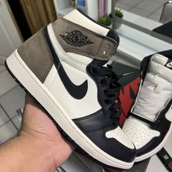 Jordan 1 Mochas 