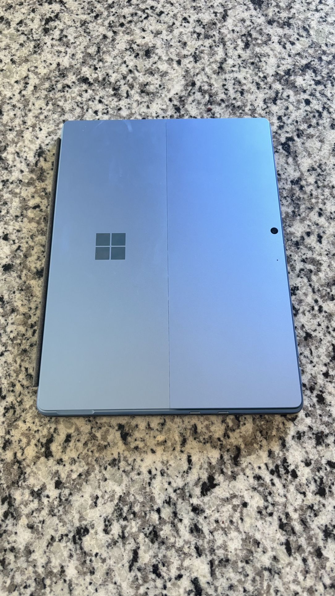 Microsoft surface pro, 11th edition