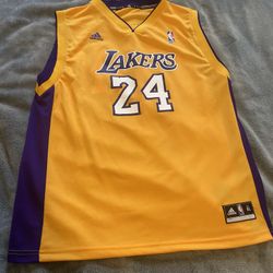Adidas Kobe Bryant Los Angeles Vintage Style Lakers Jersey Youth Size XL (18-20)