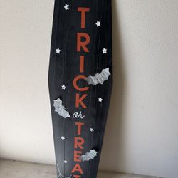 Trick Or Treat Wood Sign 