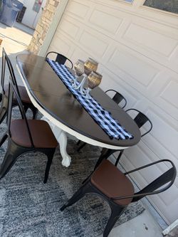 Dinning Table w/8 chairs Solid Wood