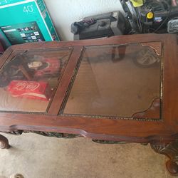 Coffee table and side table
