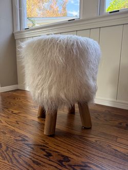 Pottery Barn Mongolian Faux Fur Stool