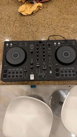 Pioneer DJ DDJ-FLX4 DJ Controller