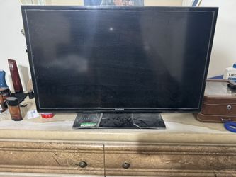 Samsung 32” TV